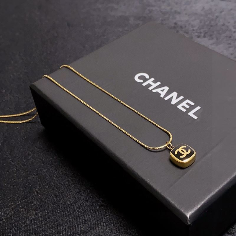 Chanel Necklaces